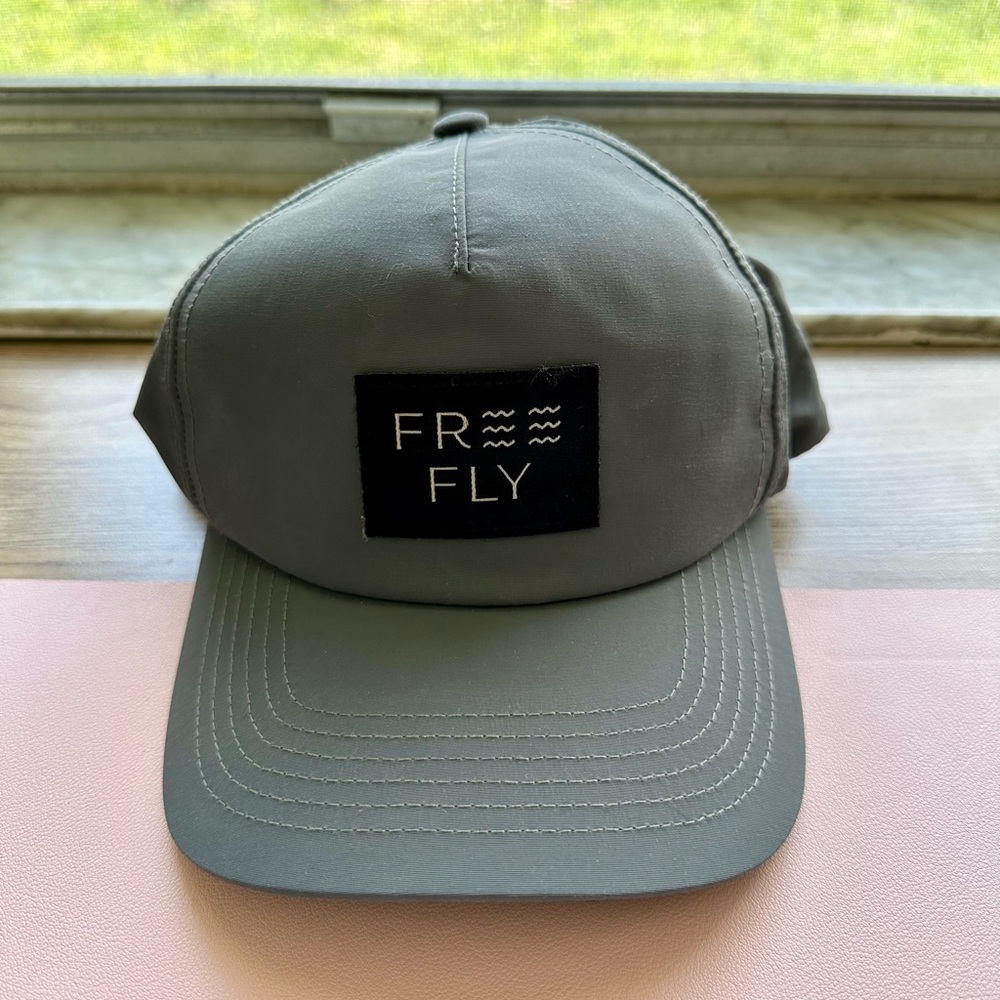 Free Fly Cap